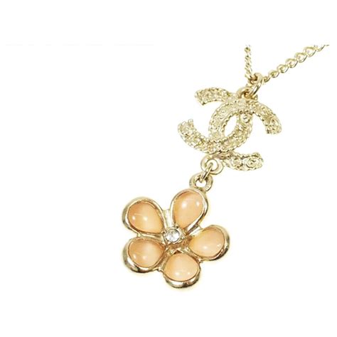 collier fleur chanel